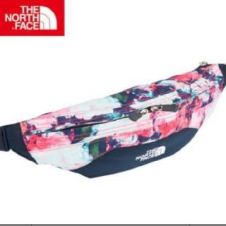 ザノースフェイス(THE NORTH FACE)の人気！ノースフェイス　グラニュール　花柄(ボディバッグ/ウエストポーチ)