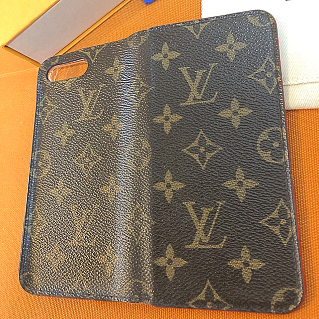 LOUIS VUITTON(ルイヴィトン)のcoco様【使用感あり】ルイヴィトン iPhone 7,8 Plus ケース スマホ/家電/カメラのスマホアクセサリー(iPhoneケース)の商品写真