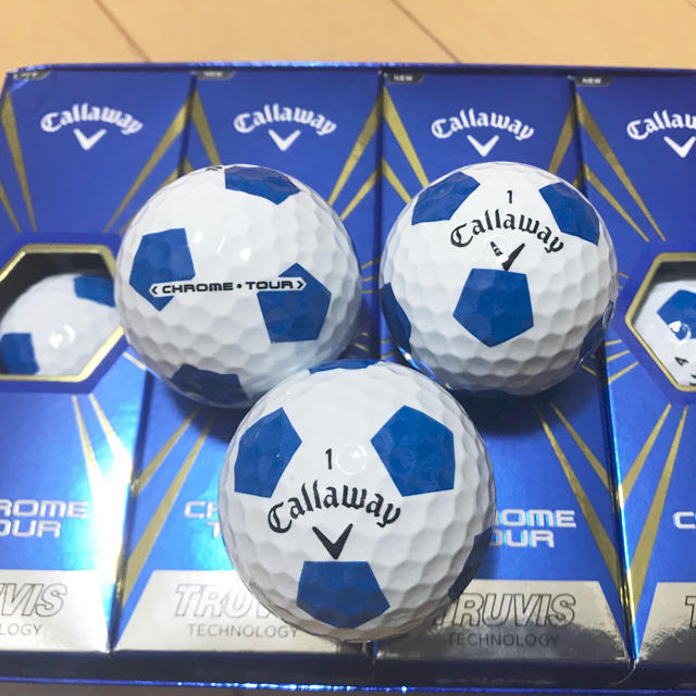 Callaway Golf(キャロウェイゴルフ)のCallaway キャロウェイ CHROME TOUR  ゴルフボール スポーツ/アウトドアのゴルフ(その他)の商品写真