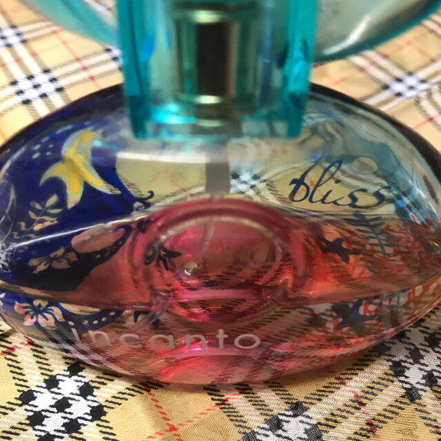 Salvatore Ferragamo(サルヴァトーレフェラガモ)の香水4品   ヘアピン付 コスメ/美容の香水(香水(女性用))の商品写真