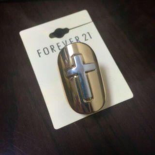 フォーエバートゥエンティーワン(FOREVER 21)の新品！フォーエバー21/クロスリングGD(リング(指輪))