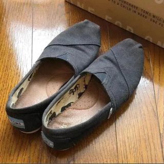 トムズ(TOMS)のトムズ スリッポン 黒 ★PINK様専用(スリッポン/モカシン)