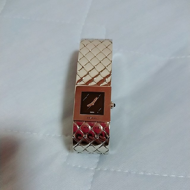 感謝価格】 CHANEL - 美品シャネルマトラッセシルバー腕時計!今日限り