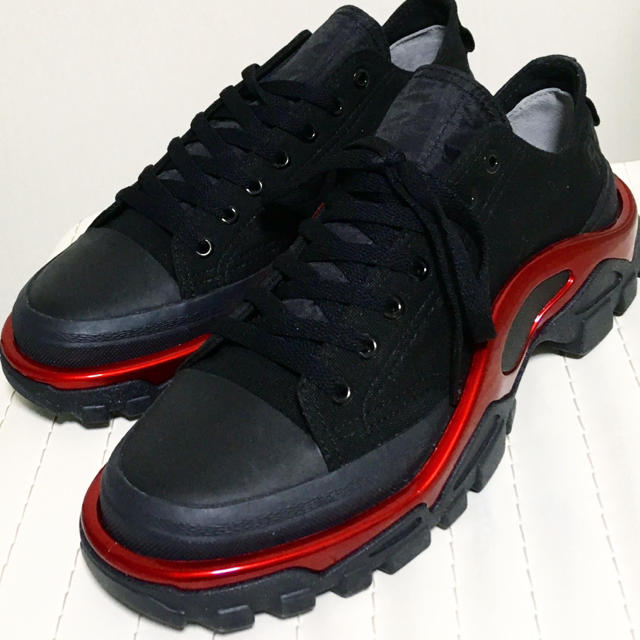 RAF SIMONS(ラフシモンズ)のRAF SIMONS adidas スニーカー メンズの靴/シューズ(スニーカー)の商品写真