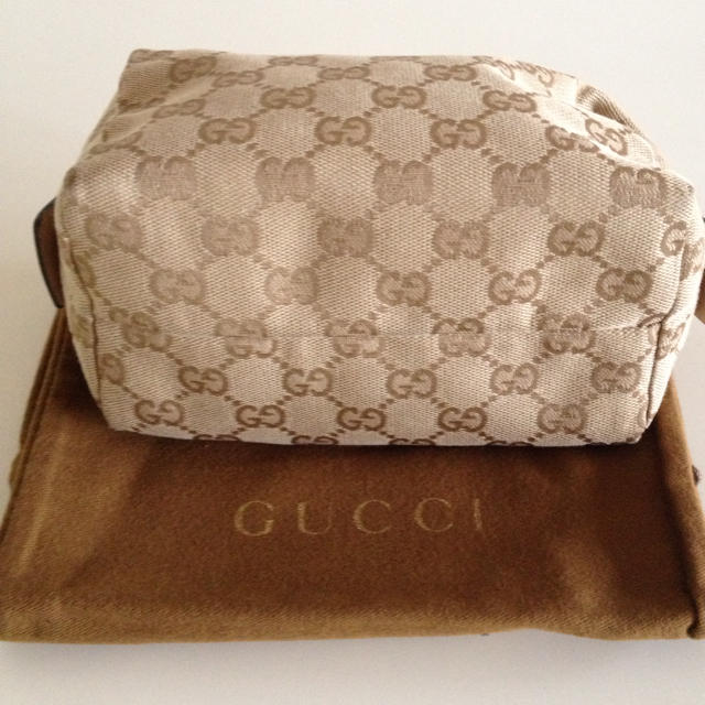 Gucci(グッチ)のGucci ポーチ レディースのファッション小物(ポーチ)の商品写真