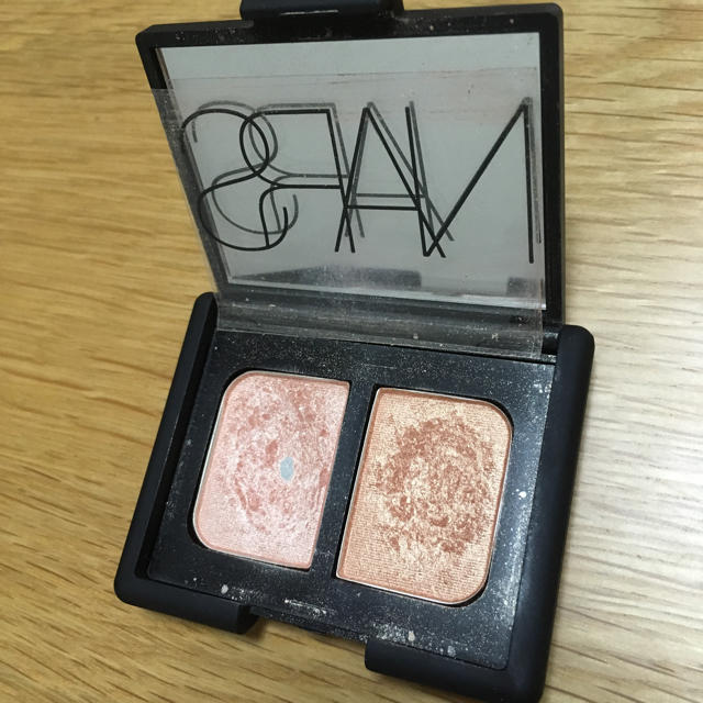 NARS(ナーズ)のNARS デュオアイシャドー 3065 コスメ/美容のベースメイク/化粧品(アイシャドウ)の商品写真