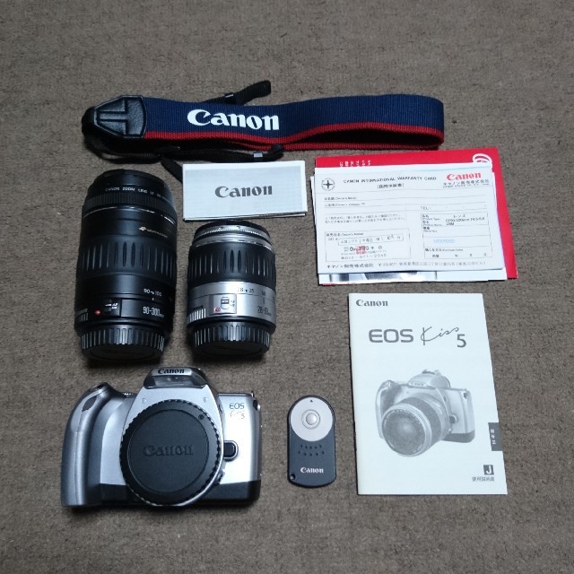 Canon(キヤノン)のCanon EOS Kiss5 スターティングキット 一眼 フィルムカメラ スマホ/家電/カメラのカメラ(フィルムカメラ)の商品写真