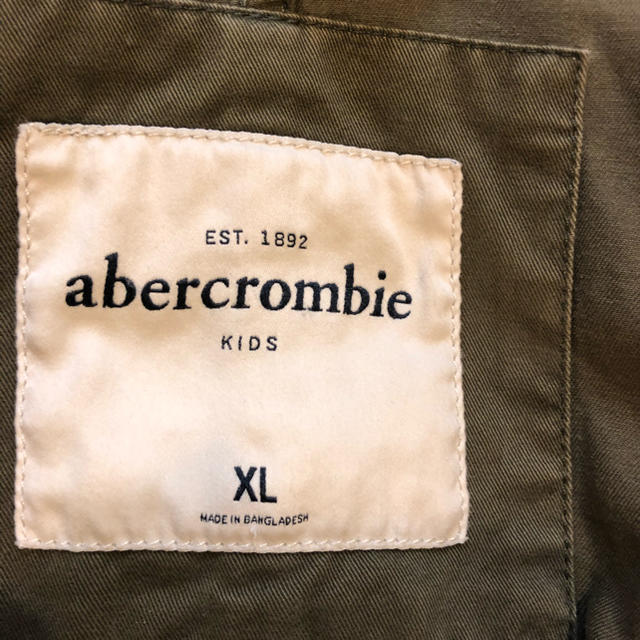 Abercrombie&Fitch(アバクロンビーアンドフィッチ)のアバクロキッズ ミリタリー ジャケット XL キッズ/ベビー/マタニティのキッズ服男の子用(90cm~)(ジャケット/上着)の商品写真