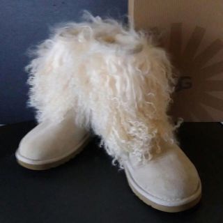 アグ(UGG)の新品、未使用◎UGG◎ショートブーツ。エミュー、ティンバーランド、ミネトンカ(ブーツ)