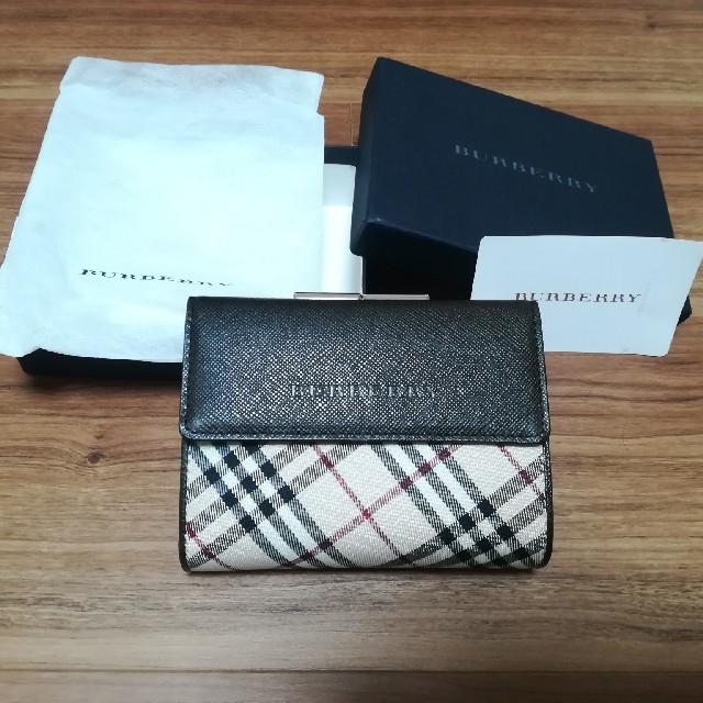 BURBERRY(バーバリー)の[新品未使用]バーバリ財布 レディースのファッション小物(財布)の商品写真