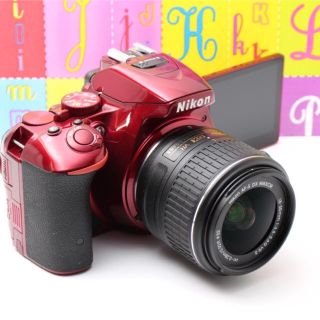 ニコン(Nikon)の❣️超人気・wifi機能付き❣️Nikon D5500 レンズセット  レッド(デジタル一眼)