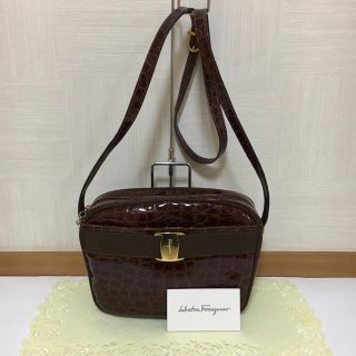 フェラガモ(Ferragamo)の☆ ここ様専用です ☆(ショルダーバッグ)