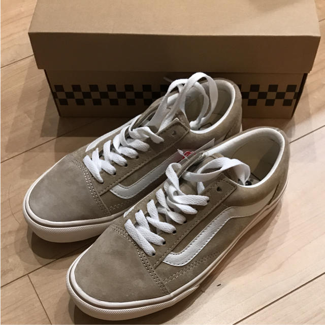 VANS(ヴァンズ)のバンズ オールドスクール ベージュ 24.0 レディースの靴/シューズ(スニーカー)の商品写真