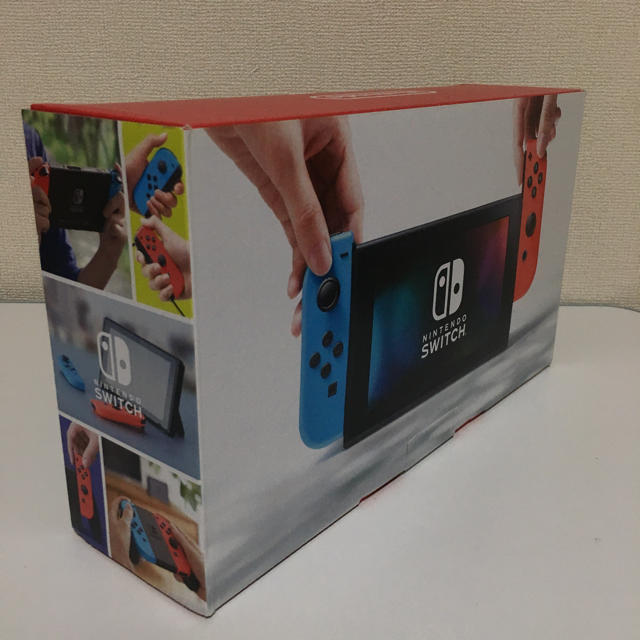 Nintendo Switch(ニンテンドースイッチ)の【美品】ニンテンドースイッチ ネオンブルー 本体 エンタメ/ホビーのゲームソフト/ゲーム機本体(家庭用ゲーム機本体)の商品写真