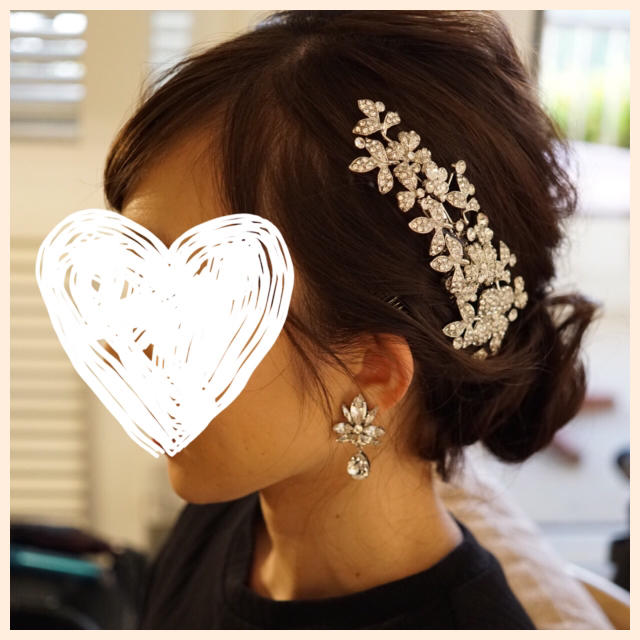 【チョコ様専用】タカミブライダル ヘッドアクセサリー レディースのヘアアクセサリー(その他)の商品写真