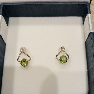 ジュエリーツツミ(JEWELRY TSUTSUMI)の値下げしました♪ TSUTSUMI ペリドットピアス【未使用】(ピアス)