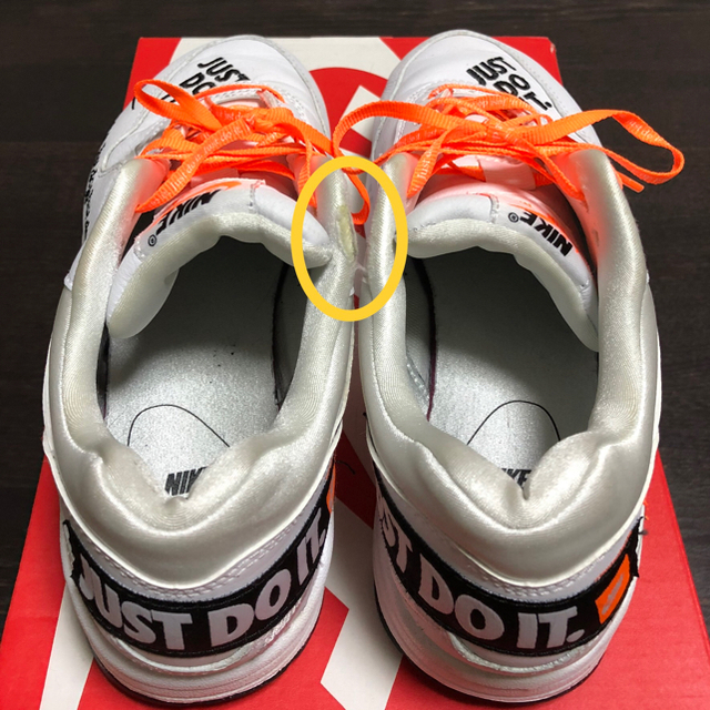 NIKE(ナイキ)のUSED エアマックス 1LX WHITE BLACK TOTAL ORANGE レディースの靴/シューズ(スニーカー)の商品写真