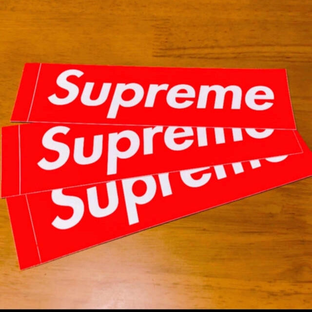 Supreme(シュプリーム)のsupreme ボックスロゴステッカー 自動車/バイクのバイク(ステッカー)の商品写真