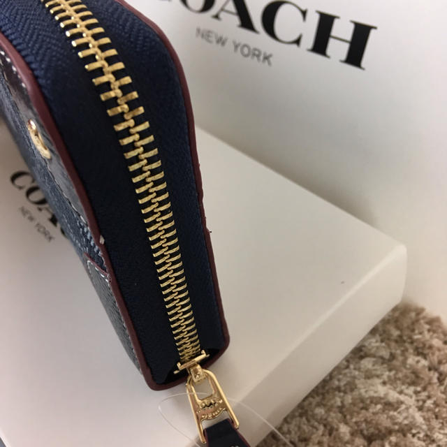 COACH(コーチ)の✨新作コーチCOACH 長財布 新品 箱、ショッパー付き✨即日発送 レディースのファッション小物(財布)の商品写真