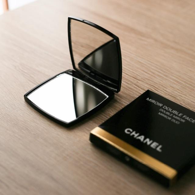 CHANEL(シャネル)の【CHANEL】ミロワール ドゥーブル ファセット※緩衝材付 レディースのファッション小物(ミラー)の商品写真