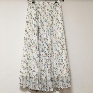 ウィルセレクション(WILLSELECTION)の【はるか様専用出品】ウィルセレクション  花柄 プリーツスカート ロング(ロングスカート)