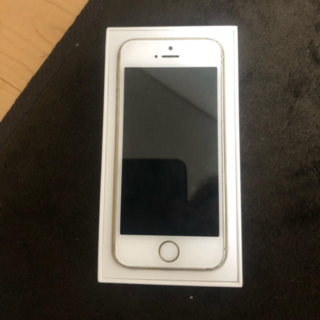 Apple(アップル)のiPhone5s 32GB アヤン様専用 スマホ/家電/カメラのスマートフォン/携帯電話(スマートフォン本体)の商品写真