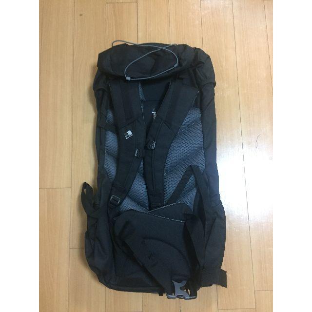 karrimor(カリマー)の新品未使用 カリマーボブキャット（黒） 登山用 レインカバー内臓 スポーツ/アウトドアのアウトドア(登山用品)の商品写真