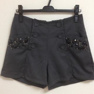 ジュエリウム(JEWELIUM)のビジューショートパンツ(ショートパンツ)