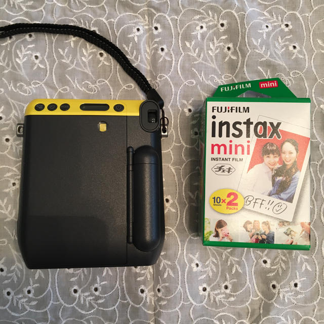 富士フイルム(フジフイルム)の美品 チェキ instax mini70 スマホ/家電/カメラのカメラ(フィルムカメラ)の商品写真