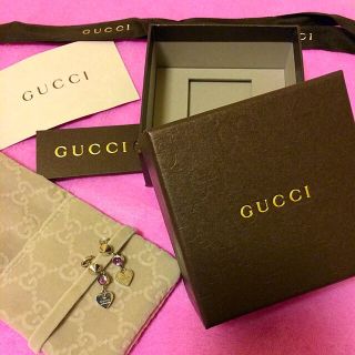 グッチ(Gucci)のGUCCI直営店購入ピアス💕(ピアス)