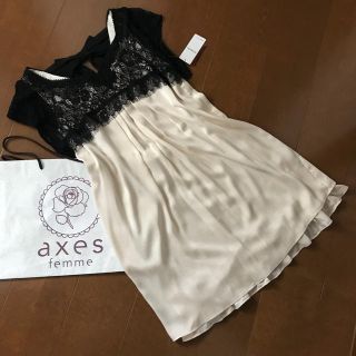 アクシーズファム(axes femme)の新品【axes femme】レース重ねIラインドレス ワンピース M キナリ色(ひざ丈ワンピース)