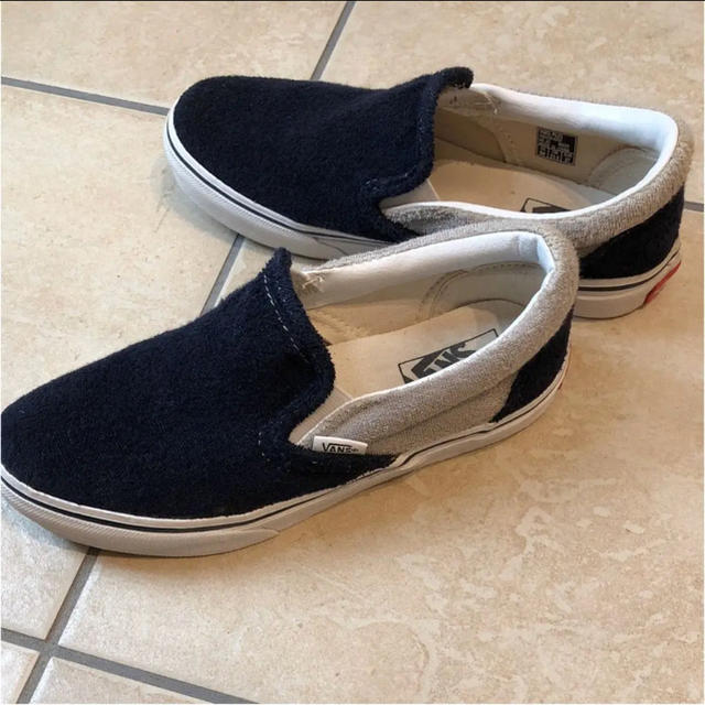 VANS(ヴァンズ)の値下げ☆美品 VANS スリッポン パイル地ツートン レディースの靴/シューズ(スリッポン/モカシン)の商品写真