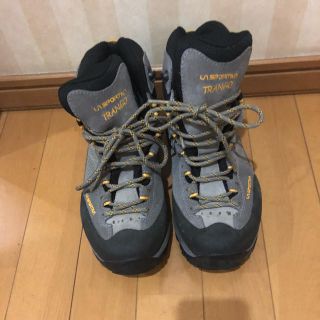 ビブラム(vibram)の登山用  men'sシューズ(登山用品)