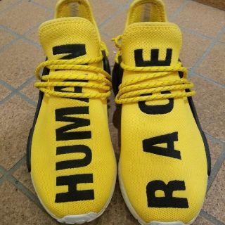 アディダス(adidas)のHuman　race　イエロー　今日出品終了(スニーカー)