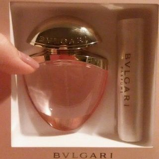 ブルガリ(BVLGARI)のブルガリ ローズエッセンシャル(香水(女性用))