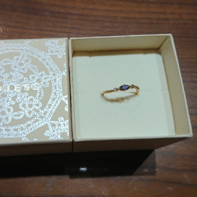 NOJESS(ノジェス)の再出品♡ノジェス　ウェーブリング　12号　K10 レディースのアクセサリー(リング(指輪))の商品写真