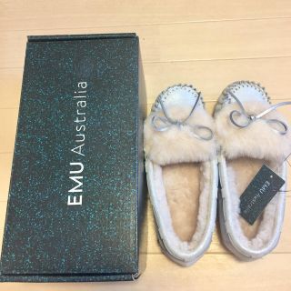 エミュー(シルバー/銀色系)の通販 30点 | EMUを買うならラクマ エミュー(シルバー/銀色系)の通販 30点 | EMUを買うならラクマ