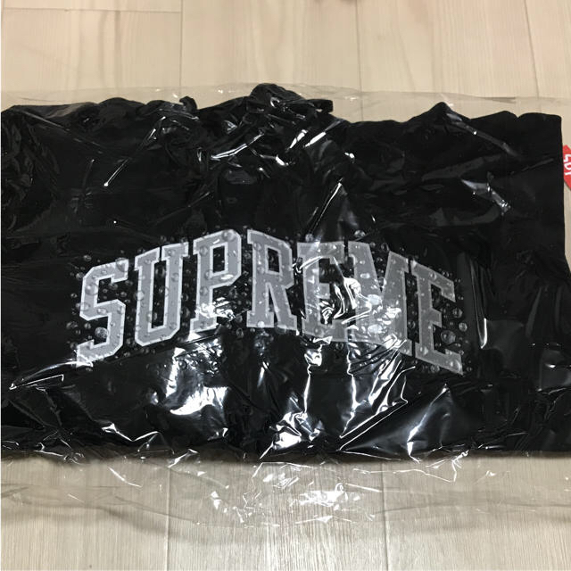 Supreme(シュプリーム)のSupreme Water Arc Hooded Sweatshirt メンズのトップス(パーカー)の商品写真