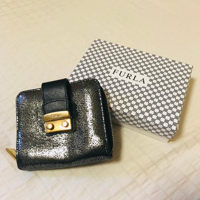 ファッション小物FURLA コンパクト財布