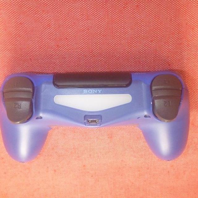 PlayStation4(プレイステーション4)のPS4 コントローラー デュアルショック４ CUH-ZCT2J 赤 青 セット  エンタメ/ホビーのゲームソフト/ゲーム機本体(その他)の商品写真