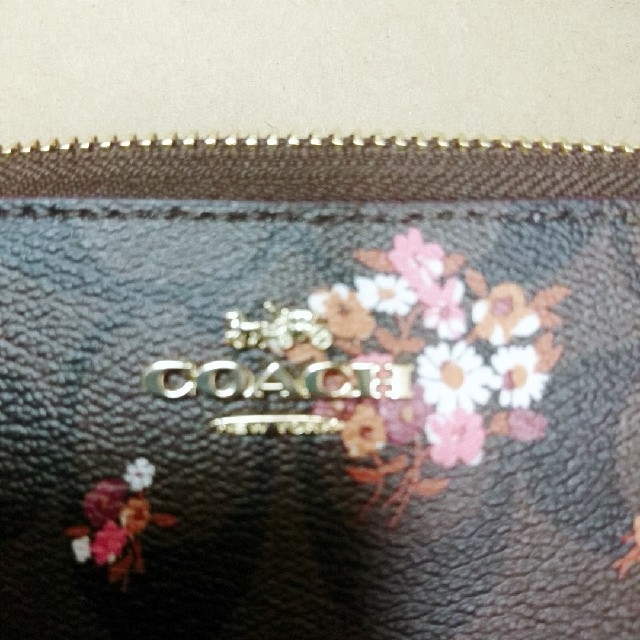 COACH(コーチ)の COACH★長財布 レディースのファッション小物(財布)の商品写真