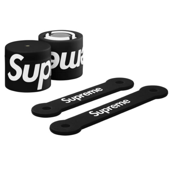 Supreme(シュプリーム)のsupreme ライト マグネット 黒 オンライン購入 新品未使用 シュプリーム スポーツ/アウトドアの自転車(パーツ)の商品写真