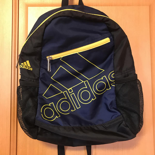 adidas(アディダス)のアディダスのリュックサック ママさん専用 キッズ/ベビー/マタニティのこども用バッグ(リュックサック)の商品写真