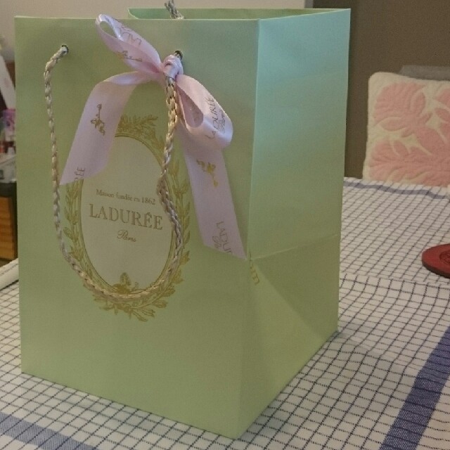 LADUREE(ラデュレ)のLADUREE ラデュレ ショッパー 袋 レディースのバッグ(ショップ袋)の商品写真