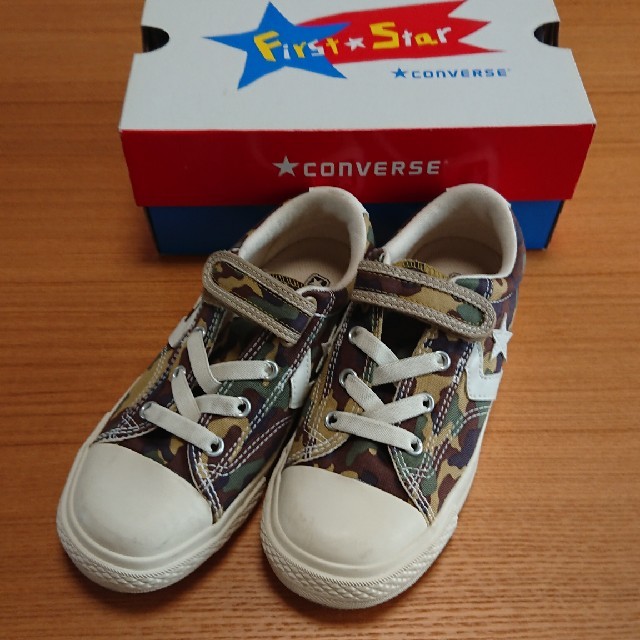 CONVERSE(コンバース)の☆スヌープ様専用☆美品  ALLSTAR  カモフラージュ カーキ 21cm キッズ/ベビー/マタニティのキッズ靴/シューズ(15cm~)(スニーカー)の商品写真