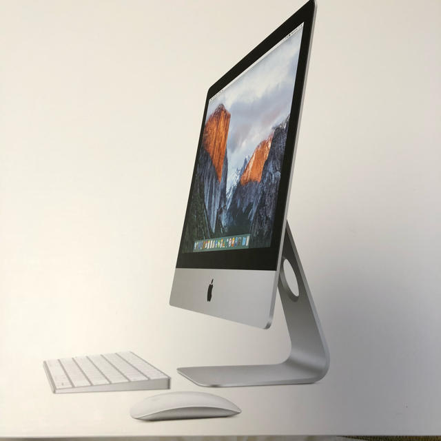 Apple(アップル)の美品 iMac 21.5インチ corei5 2.8GHz スマホ/家電/カメラのPC/タブレット(デスクトップ型PC)の商品写真