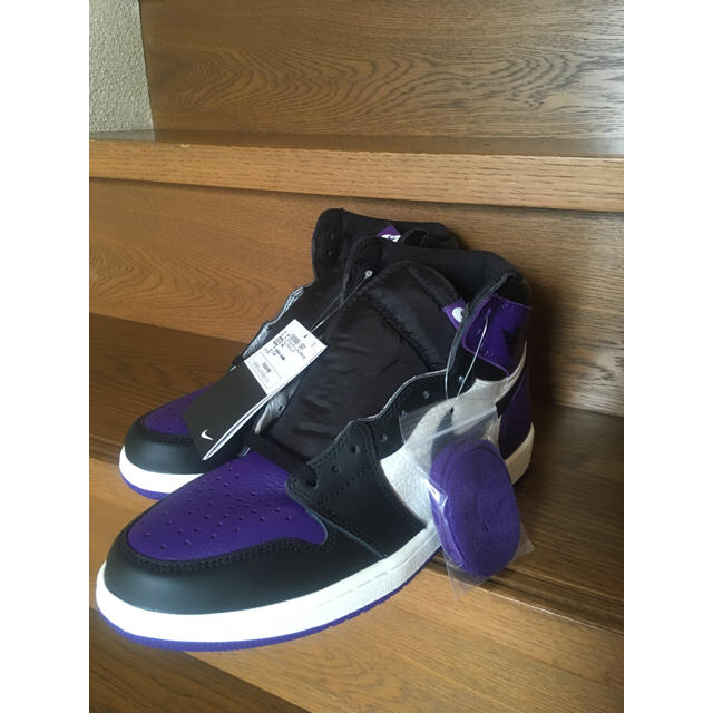 NIKE(ナイキ)のNIKE AIR JORDAN1 Court Purple 26.5 メンズの靴/シューズ(スニーカー)の商品写真