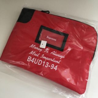 シュプリーム(Supreme)のSupreme®/Rifkin Safety Sac® Red(セカンドバッグ/クラッチバッグ)