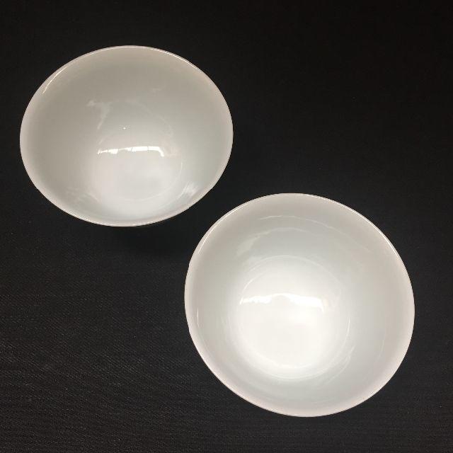 大明成化年製 煎茶碗 江戸期 古染付 古伊万里 花蝶紋 2組 美品 大明成化年製 煎茶碗 江戸期 古染付 古伊万里 花蝶紋 2組 美品