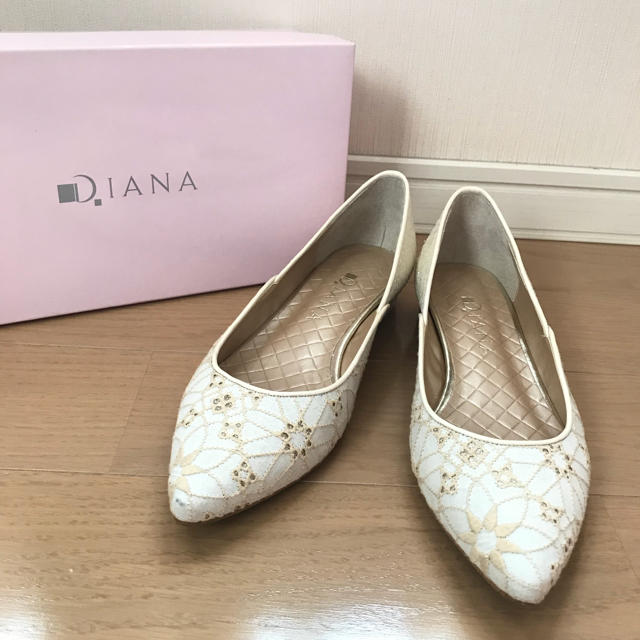 DIANA(ダイアナ)のDIANA フラットシューズ レディースの靴/シューズ(ハイヒール/パンプス)の商品写真